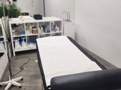 Lavamanos autónomo instalado en cliente